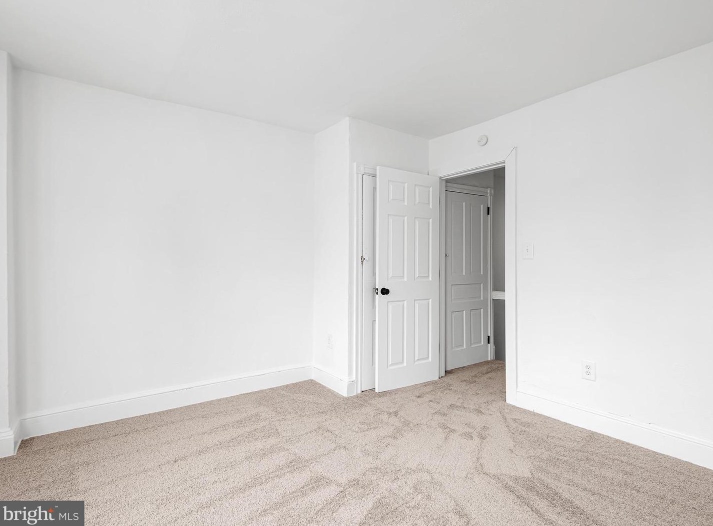 307 24th St, Wilmington DE  19802-4135 exterior