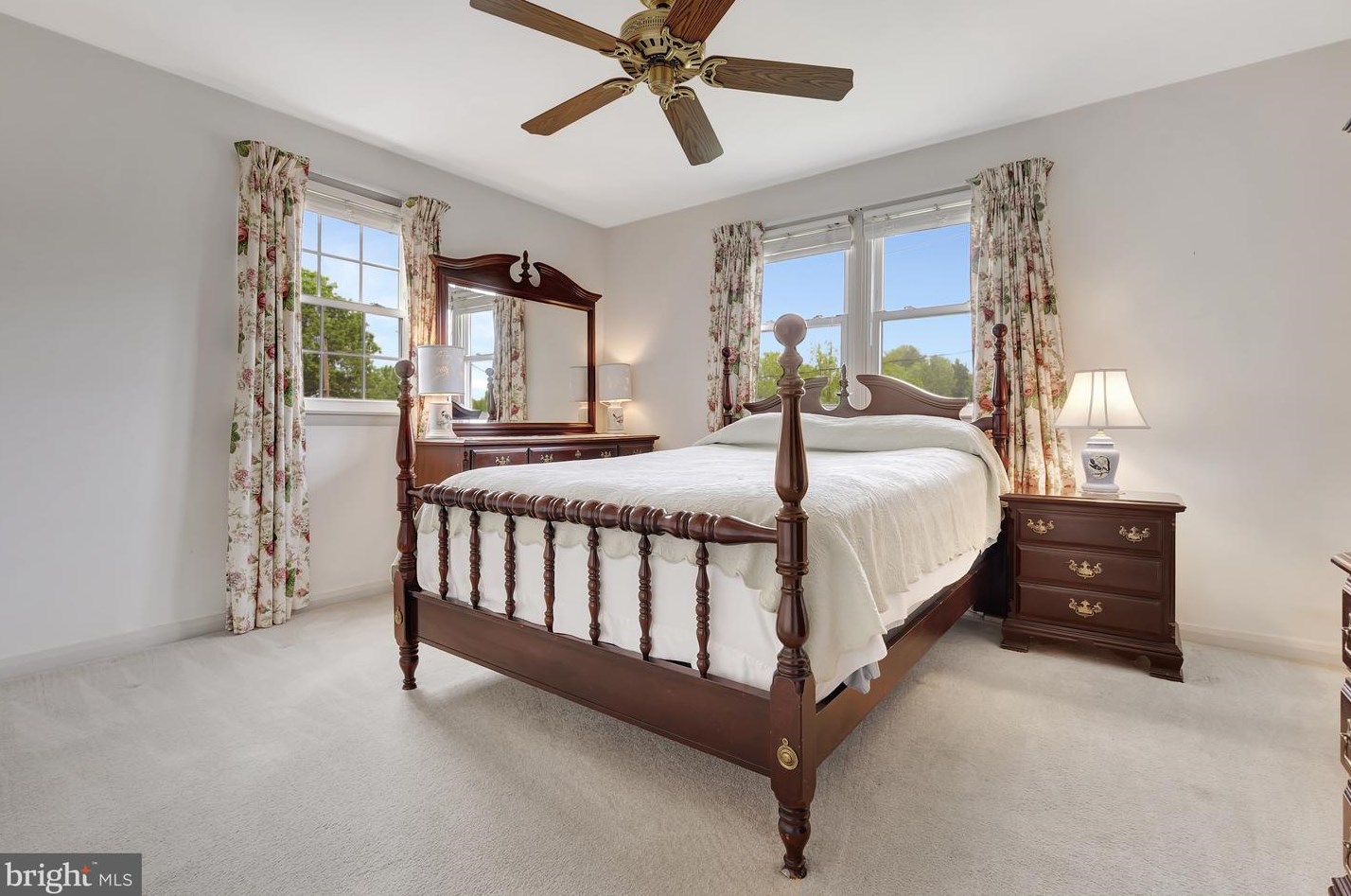 49 Cordele Rd, Newark DE 19711-5610 exterior