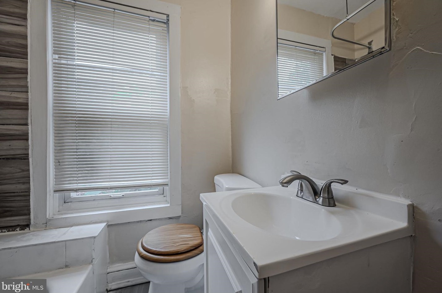 724 Pine St, Wilmington DE  19801-4223 exterior