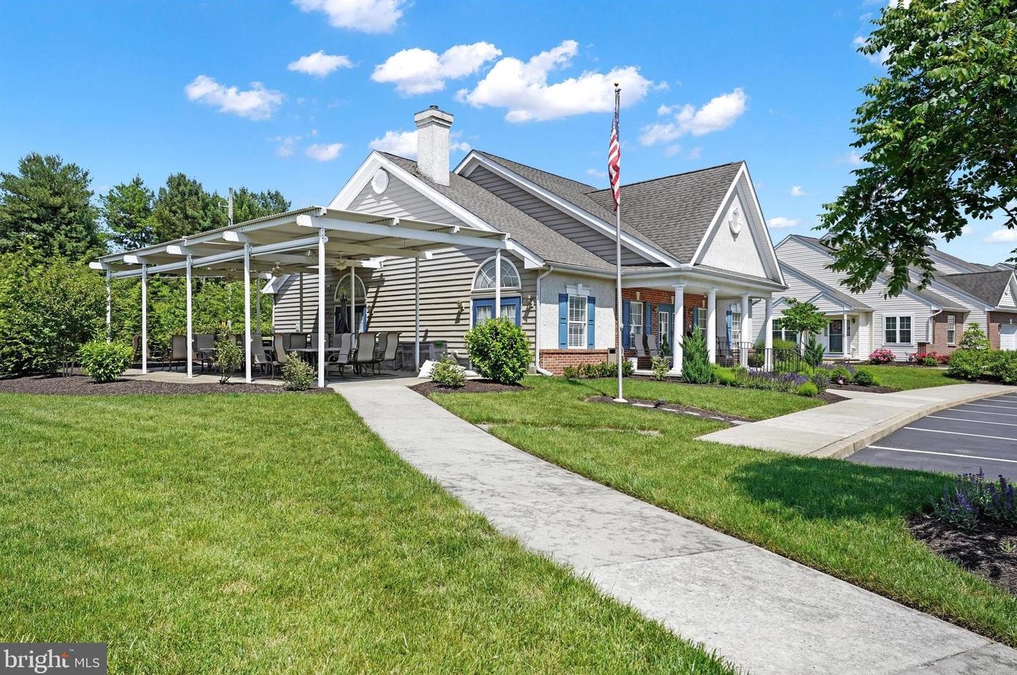 206 Red Lion Dr, Bear DE  19701-5900 exterior
