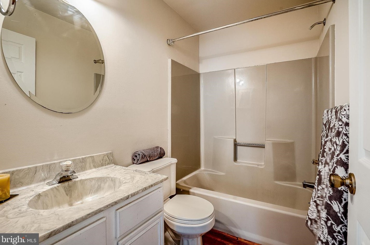 5 Cavallero Ct, New Castle DE 19720-4658 exterior