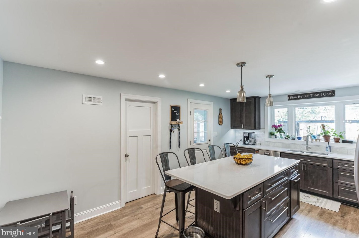 124 Fairfax Blvd, Wilmington DE  19803-3025 exterior