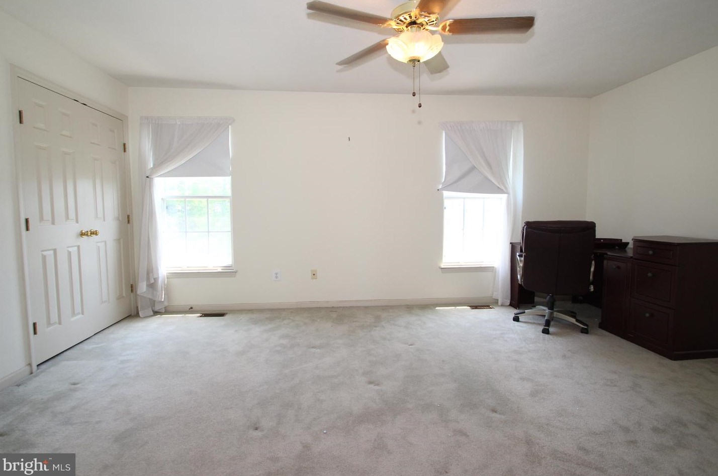 16 Galloway Ct, Newark DE 19711-1507 exterior