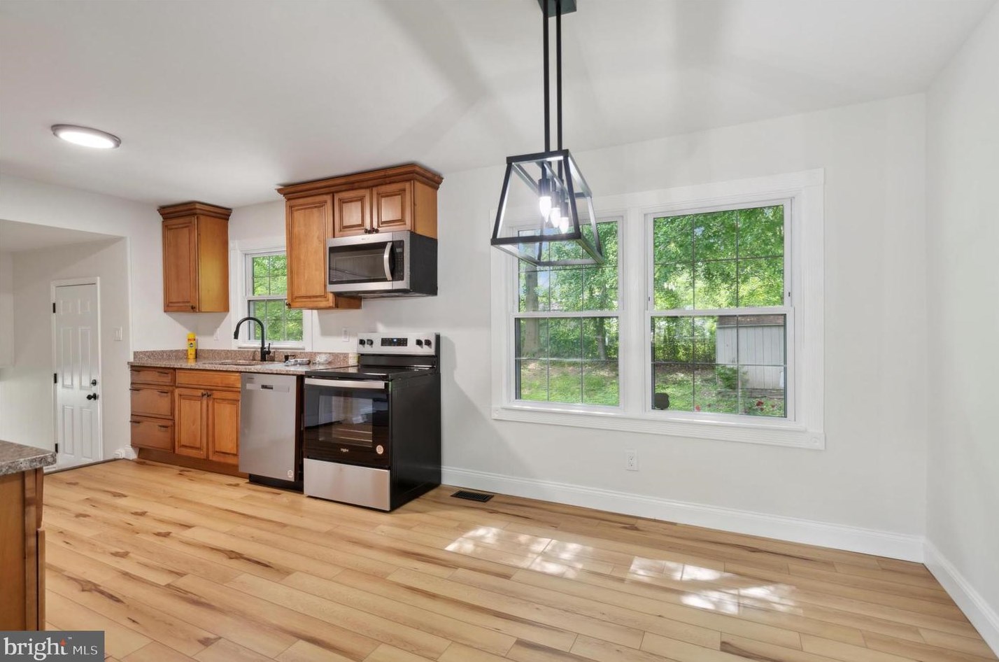 268 Oakfield Dr, Newark DE 19713-2451 exterior