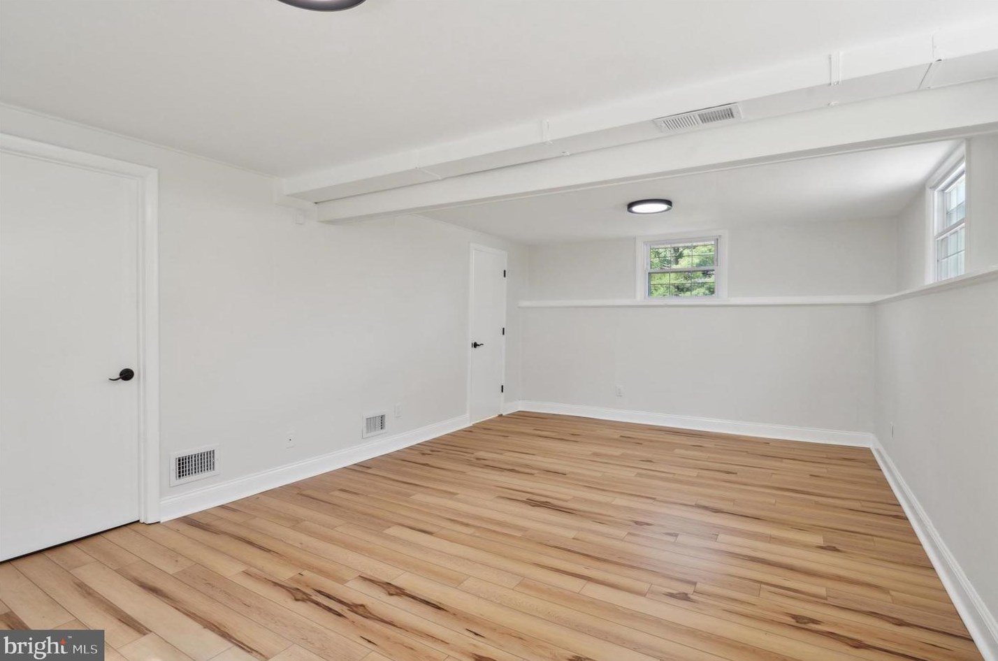 268 Oakfield Dr, Newark DE 19713-2451 exterior