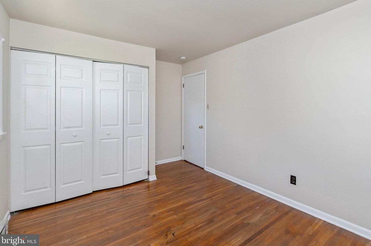 821 Broadfield Dr, Newark DE 19713-2724 exterior