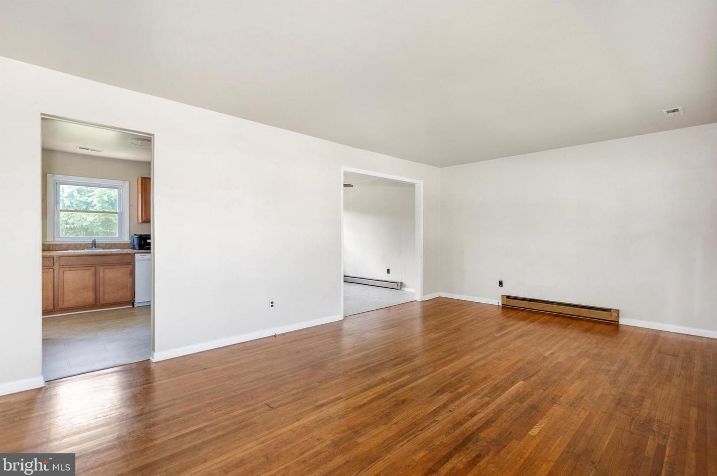 821 Broadfield Dr, Newark DE 19713-2724 exterior