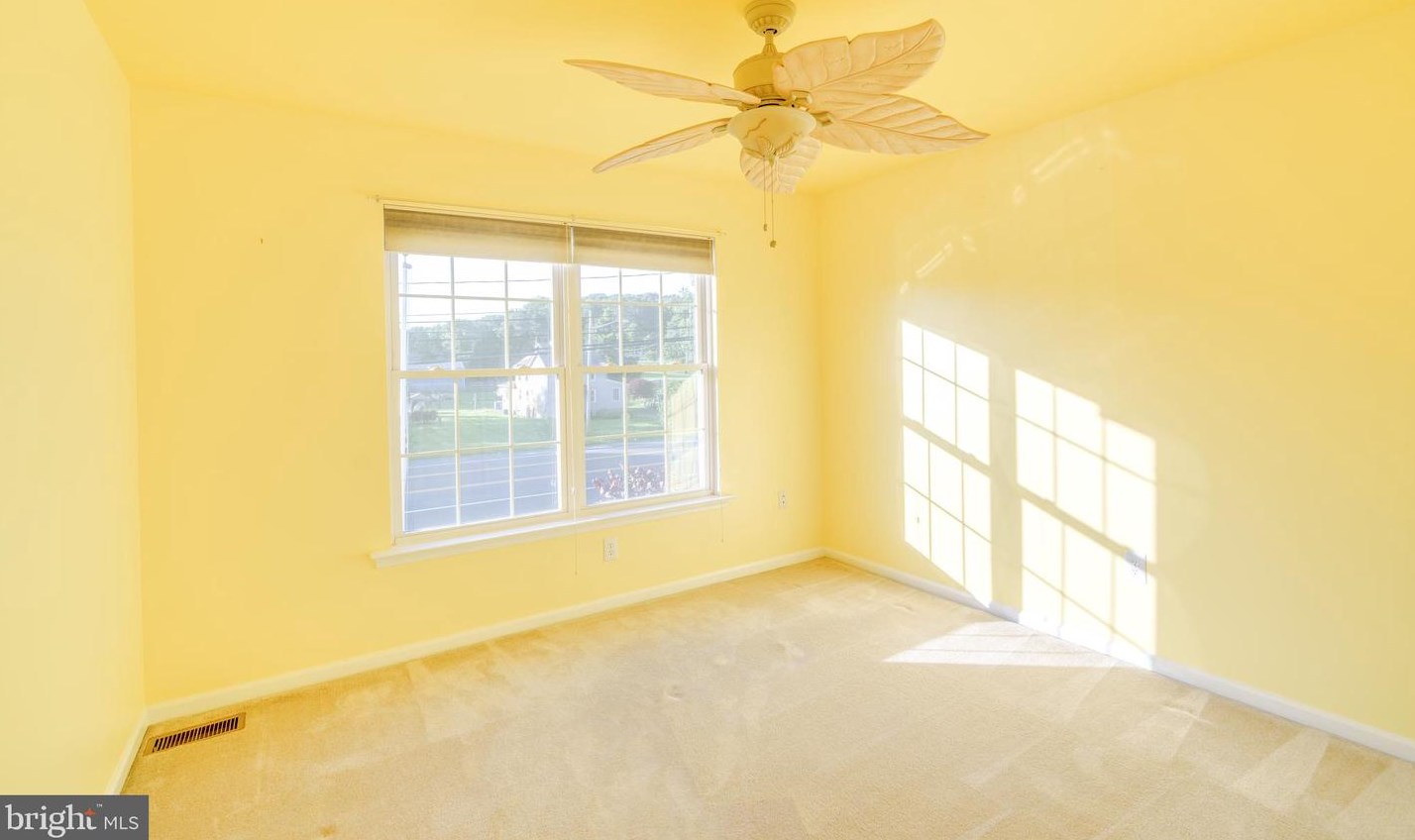 1676 Old Baltimore Pike, Newark DE 19702-1533 exterior