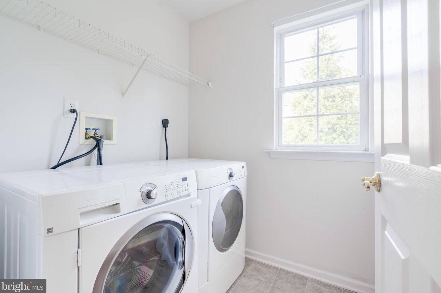 1676 Old Baltimore Pike, Newark DE 19702-1533 exterior