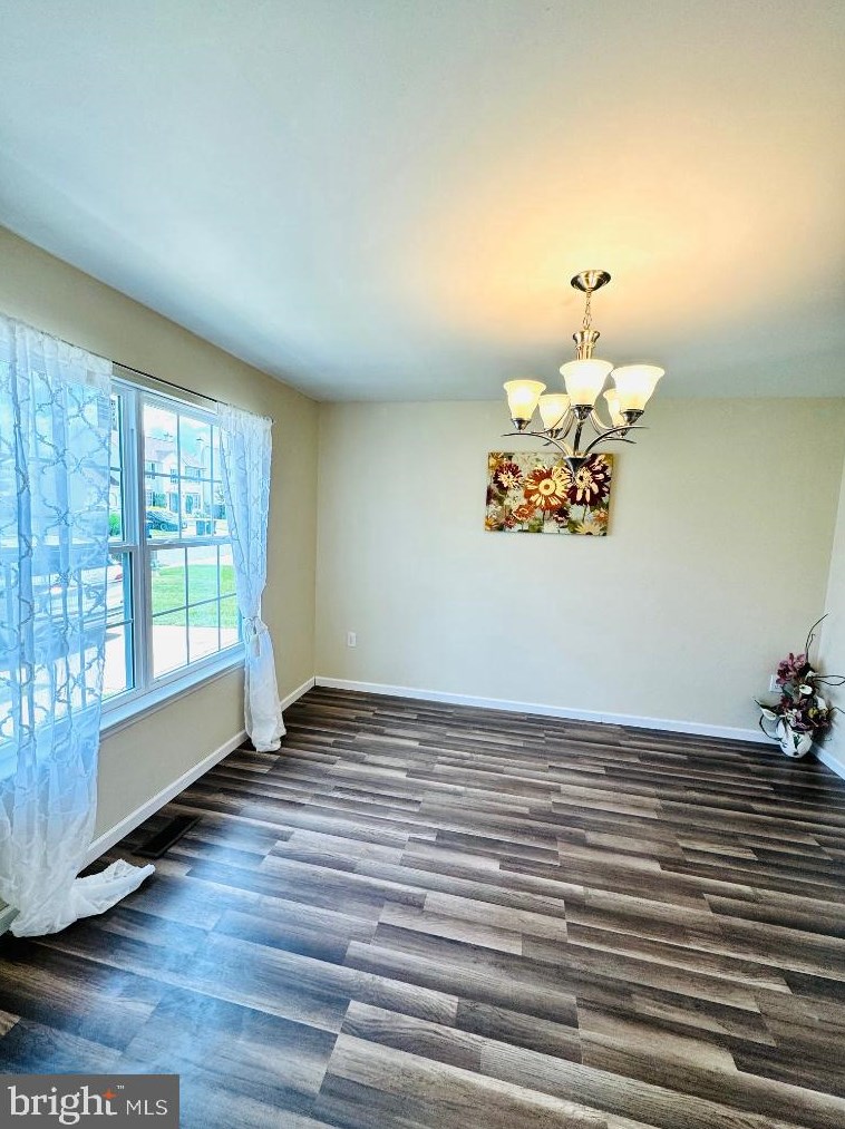 753 Staghorn Dr, New Castle DE  19720-7652 exterior