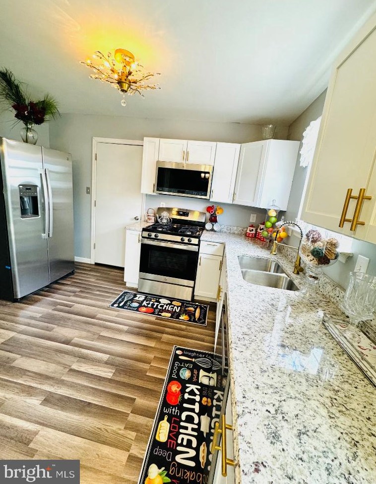 753 Staghorn Dr, New Castle DE  19720-7652 exterior