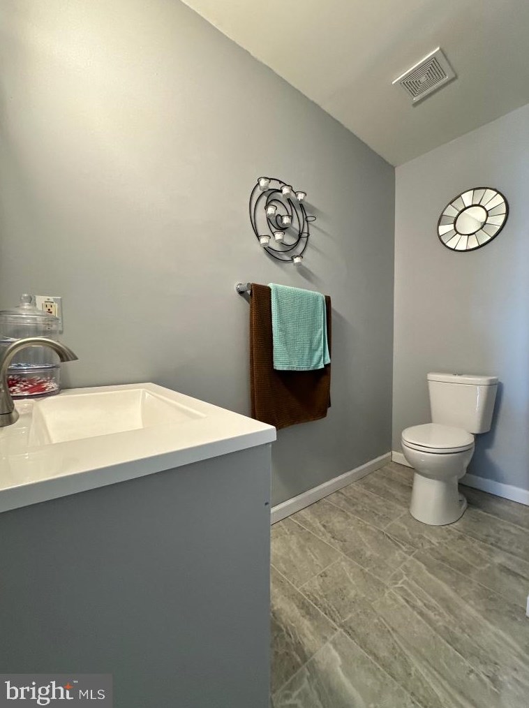 753 Staghorn Dr, New Castle DE  19720-7652 exterior