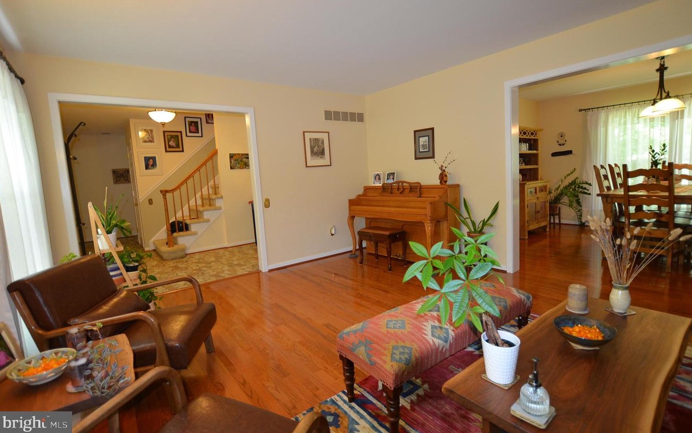 131 Fairhill Dr, Wilmington DE  19808-4310 exterior