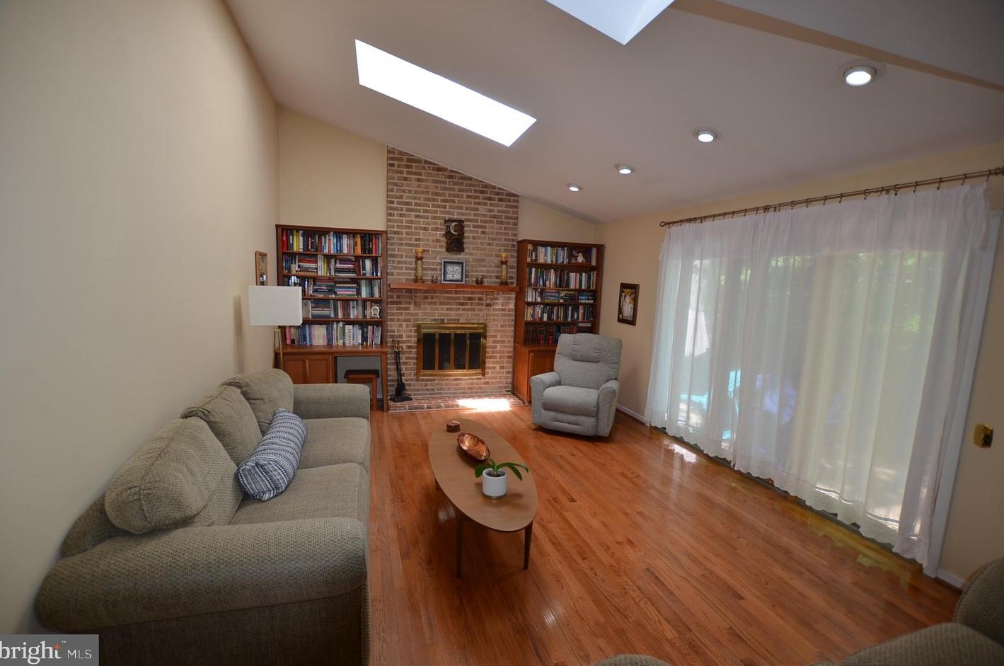 131 Fairhill Dr, Wilmington DE  19808-4310 exterior