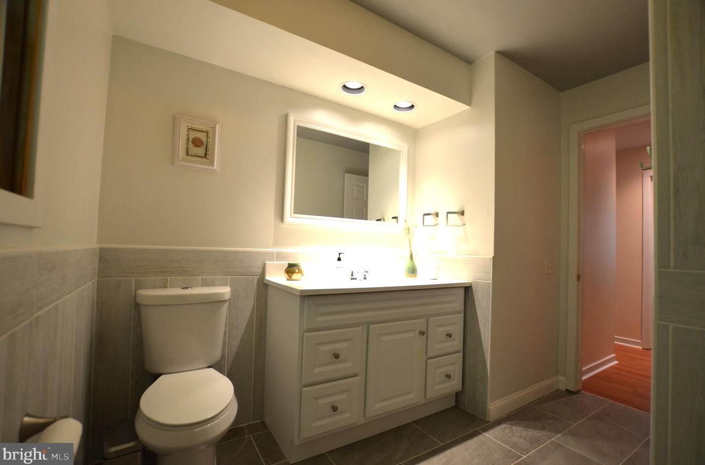 131 Fairhill Dr, Wilmington DE  19808-4310 exterior