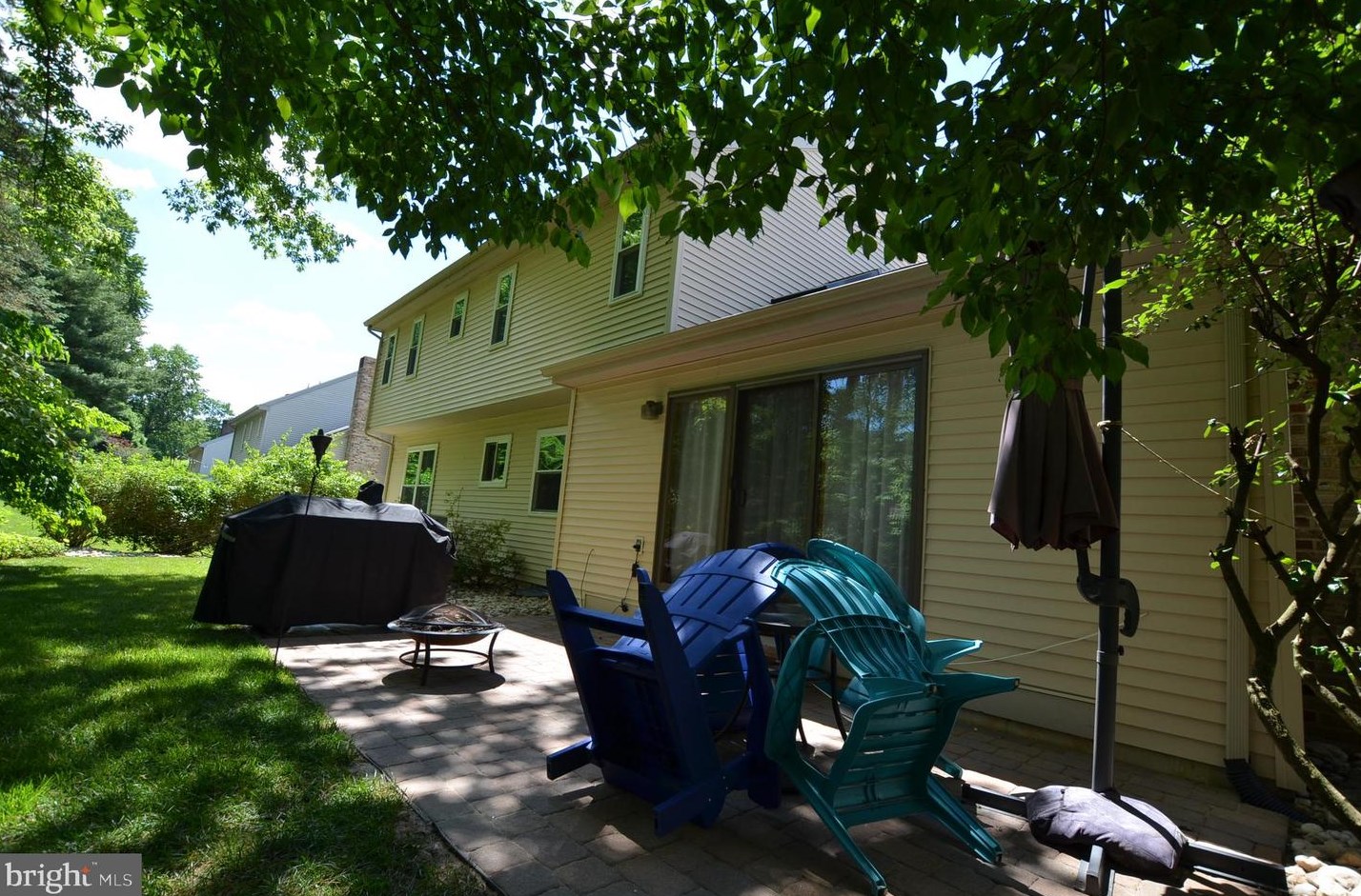 131 Fairhill Dr, Wilmington DE  19808-4310 exterior