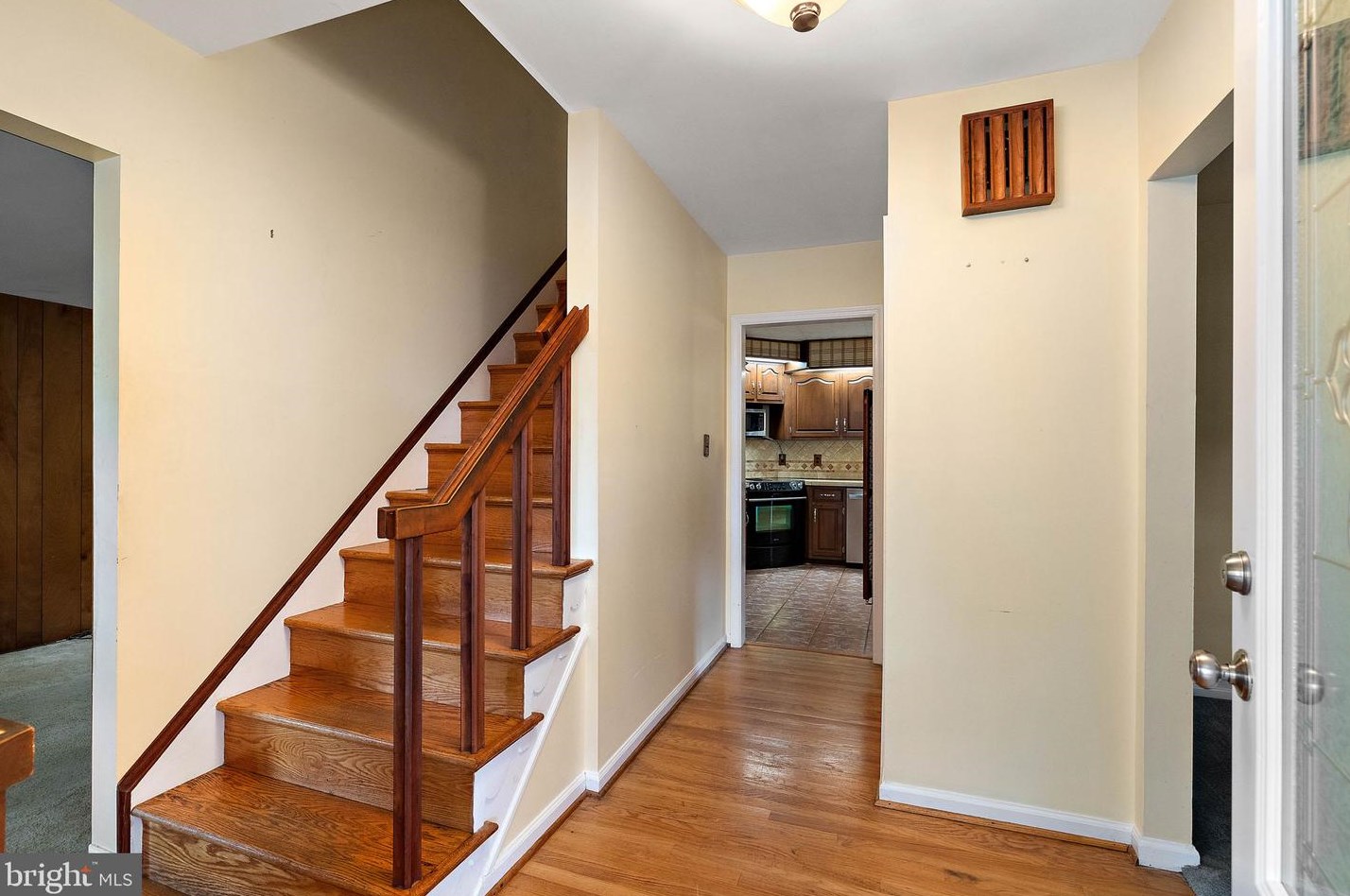 2633 Drayton Dr, Wilmington DE  19808-3803 exterior