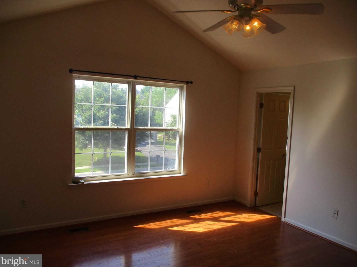 4 Lotus Cir, Bear DE  19701-6320 exterior