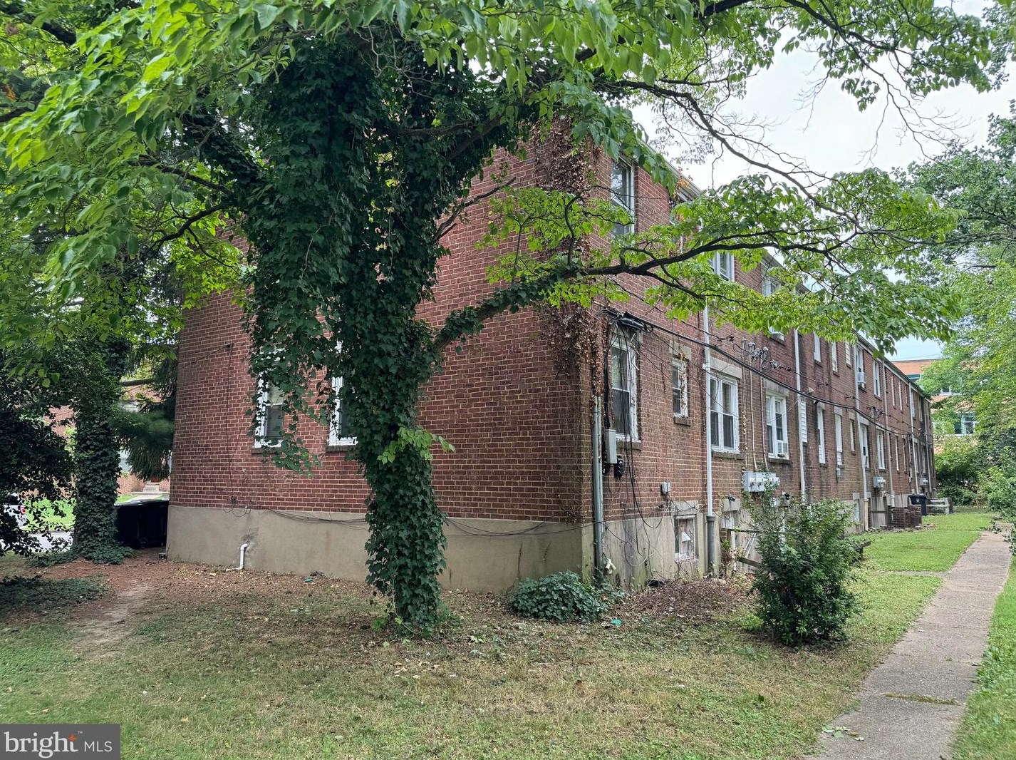3201 2 St, Wilmington DE  19805-1732 exterior