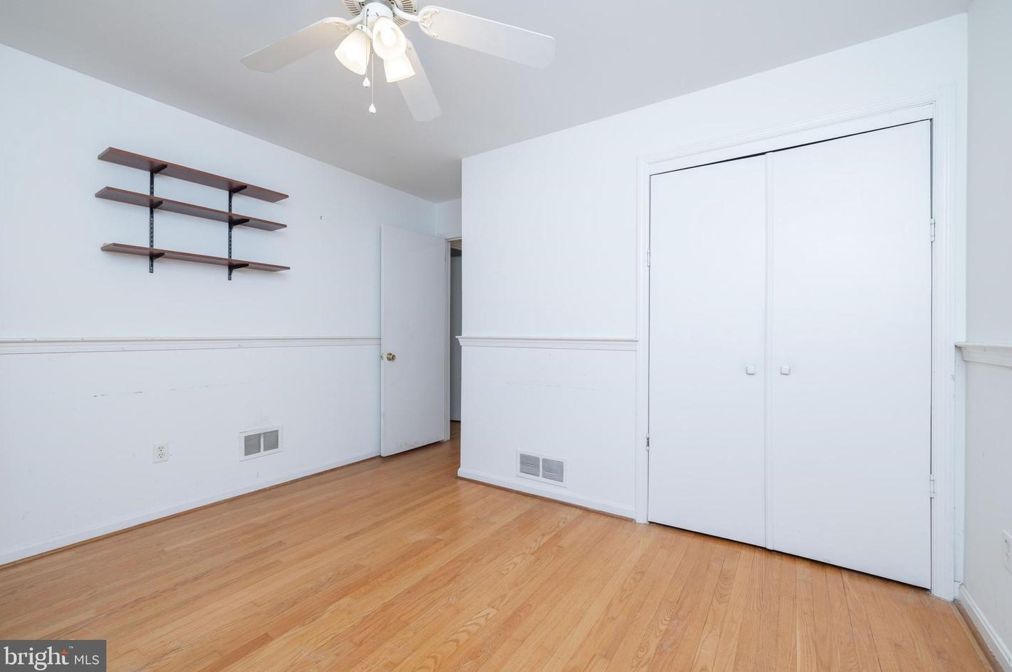 109 Country Club Dr, Newark DE  19711-2736 exterior