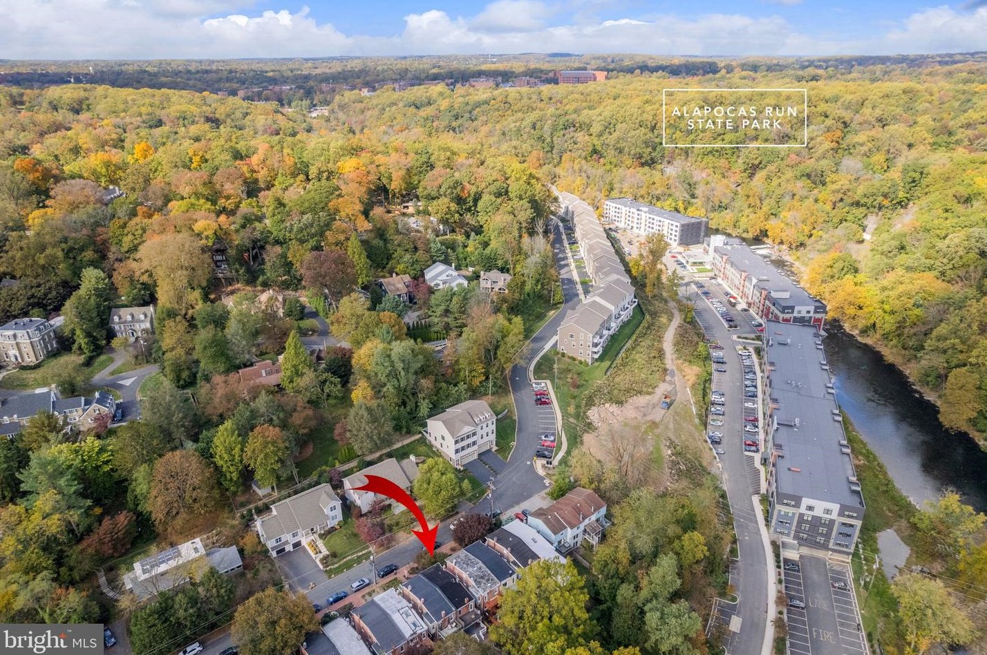 2422 Riddle Ave, Wilmington DE  19806-2127 exterior