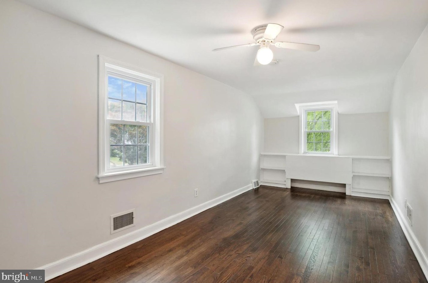 1545 Seton Dr, Wilmington DE  19809-2238 exterior