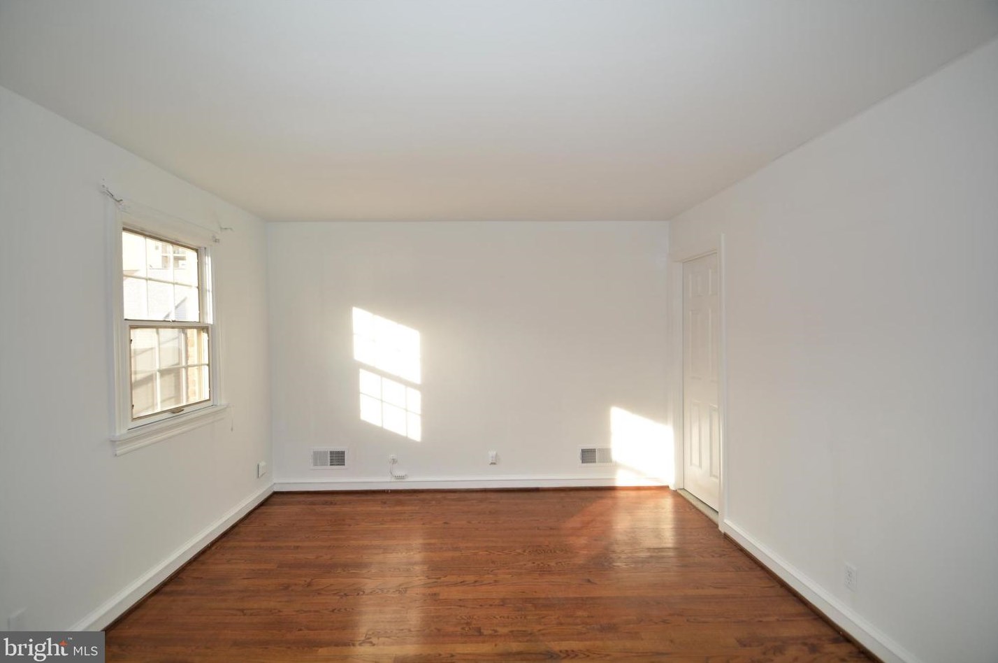 1133 Broom St, Wilmington DE  19806-4314 exterior