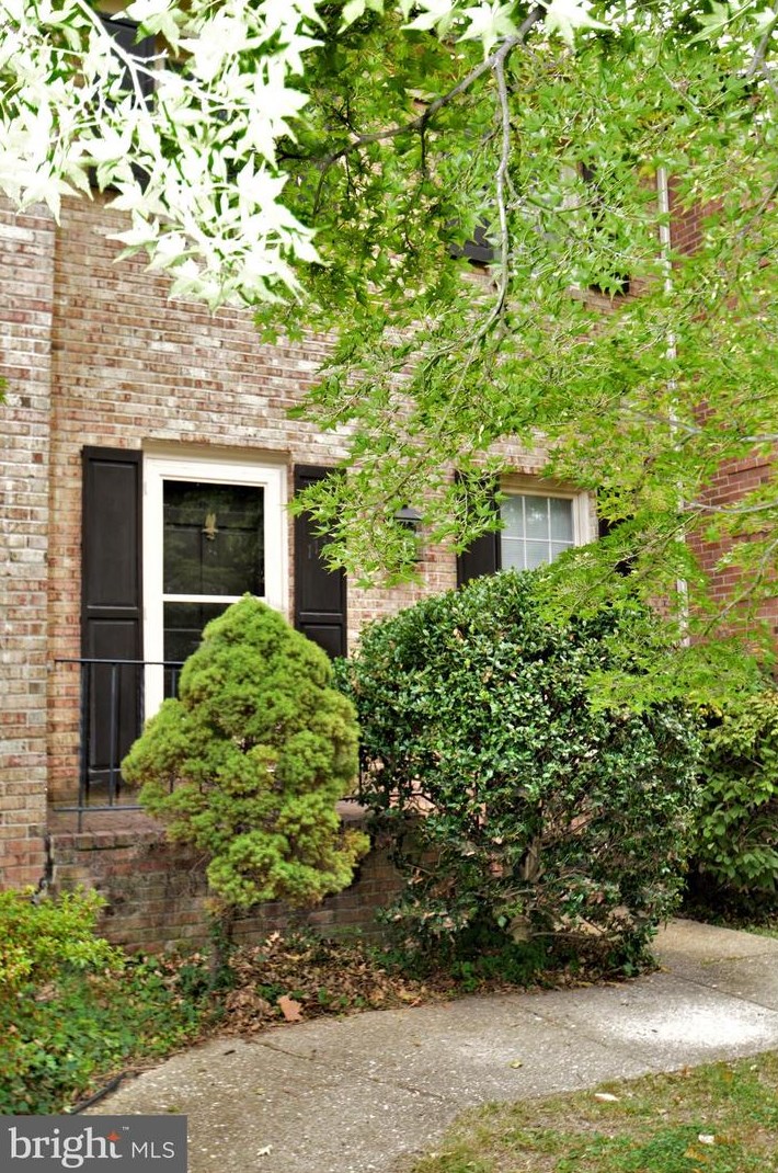 1133 Broom St, Wilmington DE  19806-4314 exterior