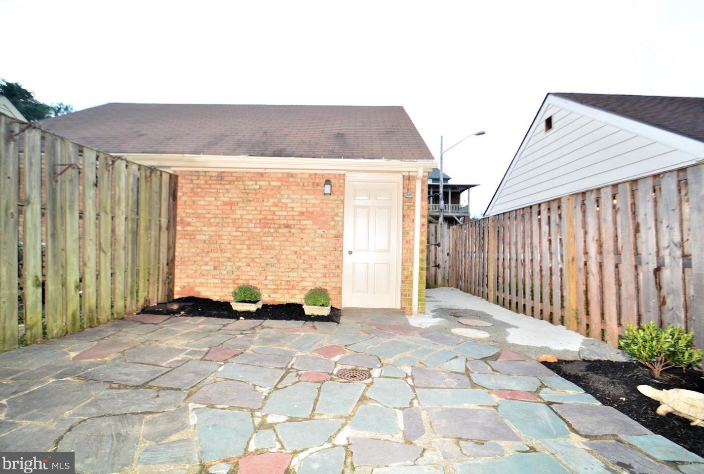 1133 Broom St, Wilmington DE  19806-4314 exterior