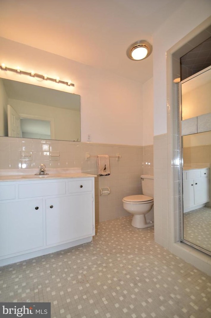 1133 Broom St, Wilmington DE  19806-4314 exterior