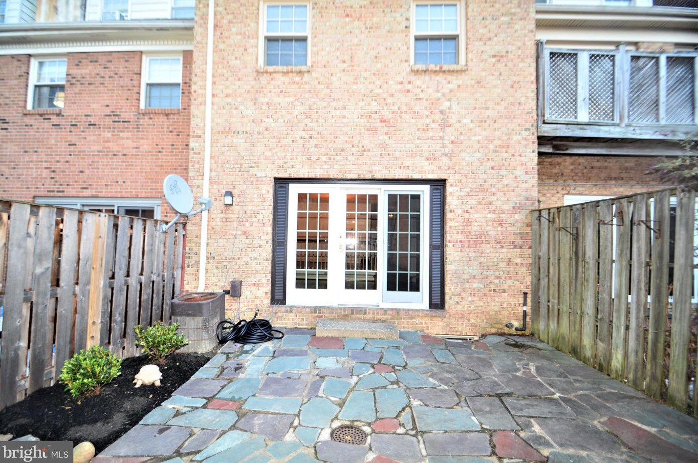 1133 Broom St, Wilmington DE  19806-4314 exterior