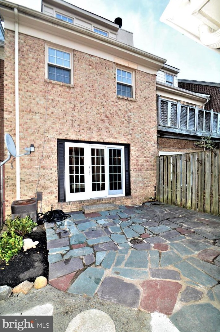 1133 Broom St, Wilmington DE  19806-4314 exterior