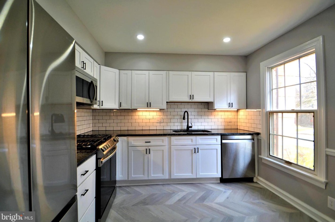 1133 Broom St, Wilmington DE  19806-4314 exterior