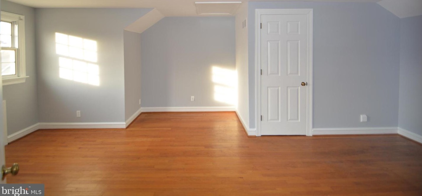 1133 Broom St, Wilmington DE  19806-4314 exterior