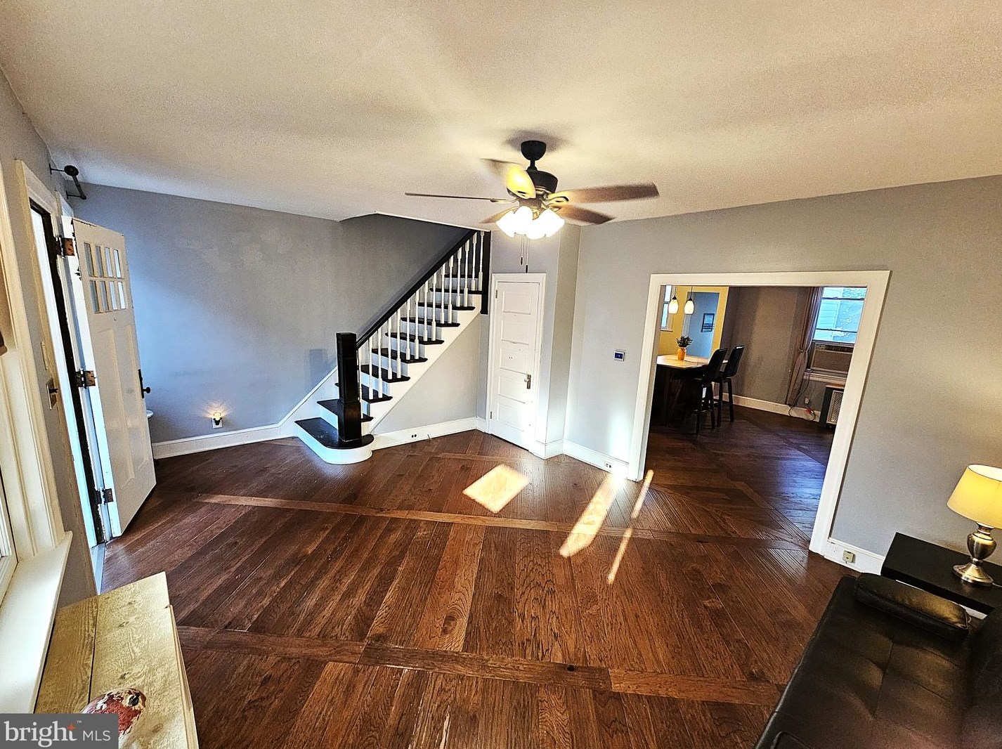 906 Rodney St, Wilmington DE  19806-4516 exterior