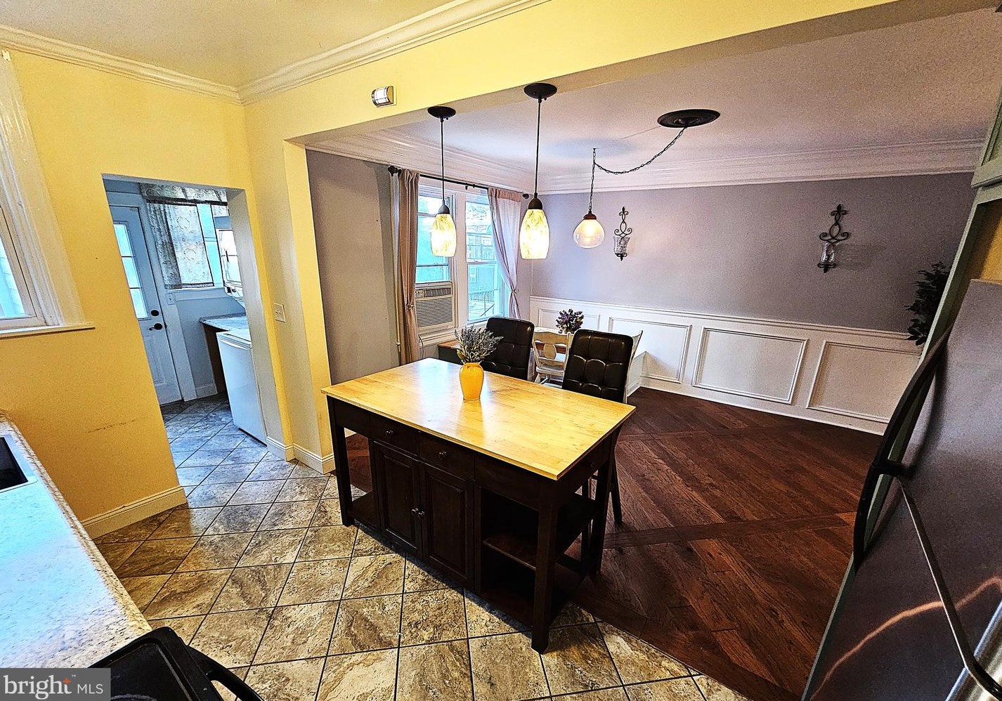 906 Rodney St, Wilmington DE  19806-4516 exterior