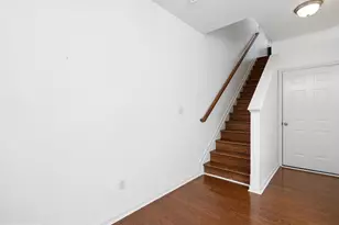 447 Lenape Wy, Claymont, DE 19703 - Photo 3