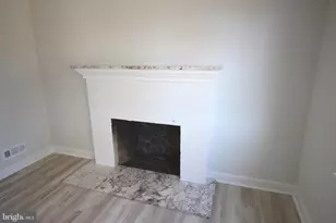 405 N Augustine St, Newport, DE 19804 - Photo 5