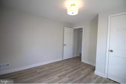 405 N Augustine Street, Newport, DE 19804 - Photo 17