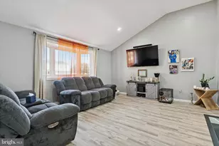 44 E Bellamy Dr, New Castle, DE 19720 - Photo 5