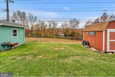 327 Pennewill Drive, New Castle, DE 19720 - Photo 7