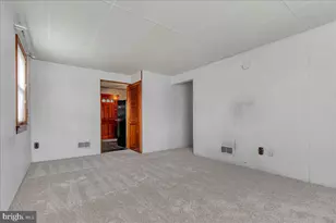 327 Pennewill Dr, New Castle, DE 19720 - Photo 11