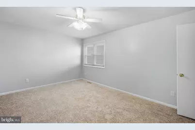 229 E Green Valley Circle, Newark, DE 19711 - Photo 17