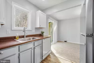 229 E Green Valley Circle, Newark, DE 19711 - Photo 7