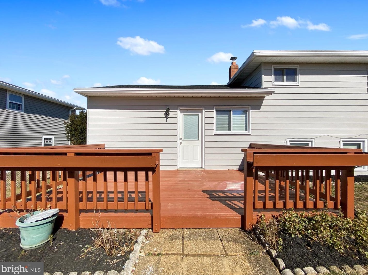 231 Dillwyn Rd, Newark DE 19711-5549 exterior