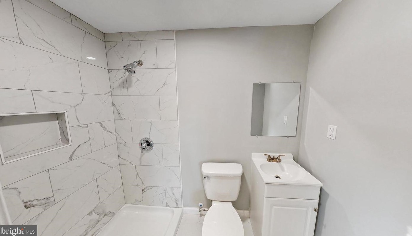 231 Dillwyn Rd, Newark DE 19711-5549 exterior