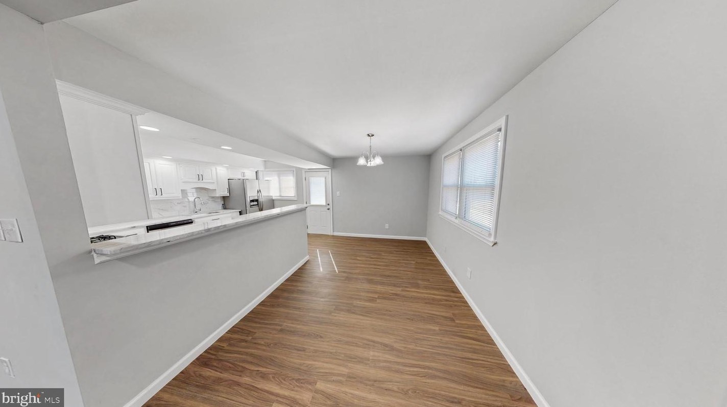 231 Dillwyn Rd, Newark DE 19711-5549 exterior