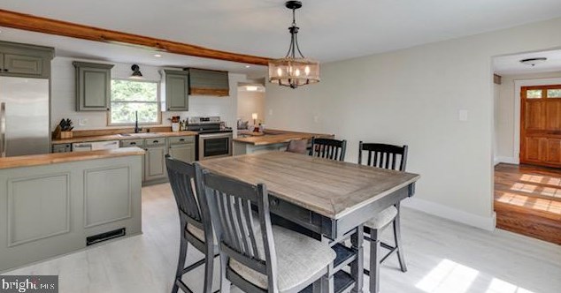 554 3rd St, Elm NJ  08037-1749 exterior