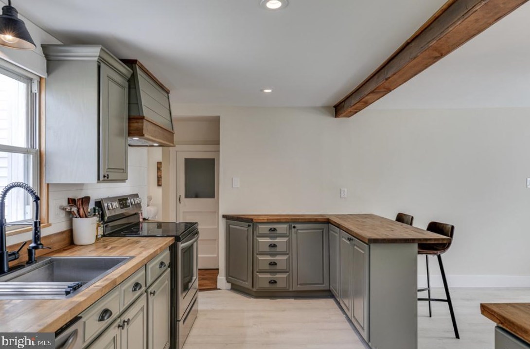 554 3rd St, Elm NJ  08037-1749 exterior