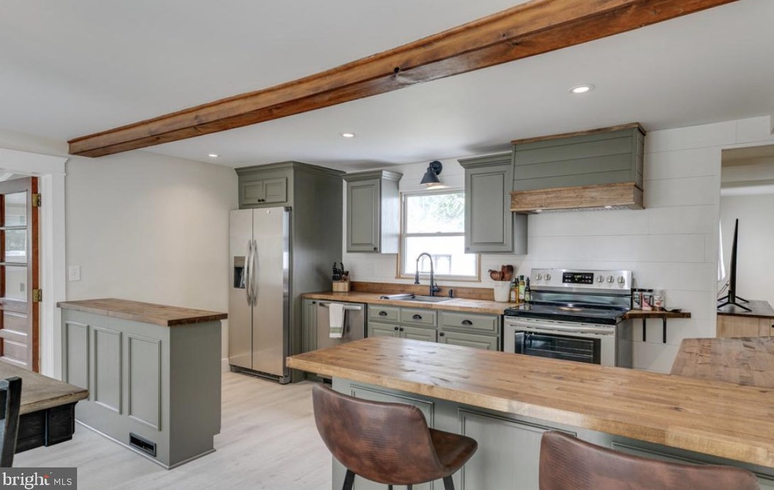 554 3rd St, Elm NJ  08037-1749 exterior